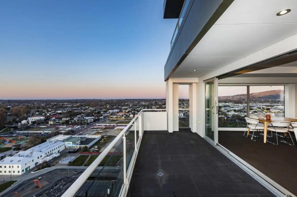Sub-penthouse On Gloucester - Highest In The South Island * Christchurch